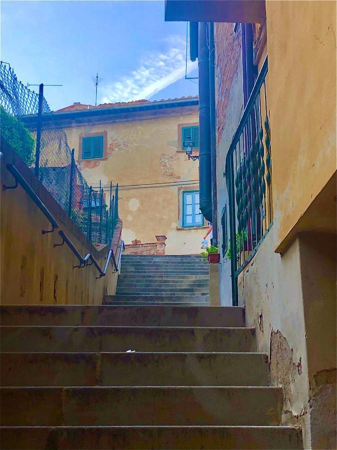 Casa Vicolo Apartment Peccioli ภายนอก รูปภาพ