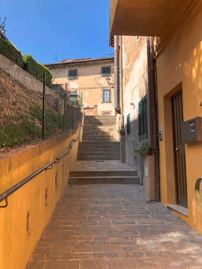 Casa Vicolo Apartment Peccioli ภายนอก รูปภาพ